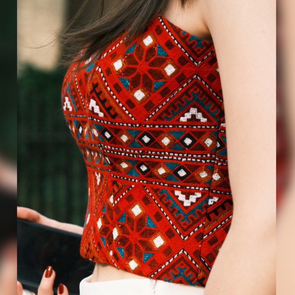 Red Cultural Charm Elegant Crop Top Corset Vintage Tapestry